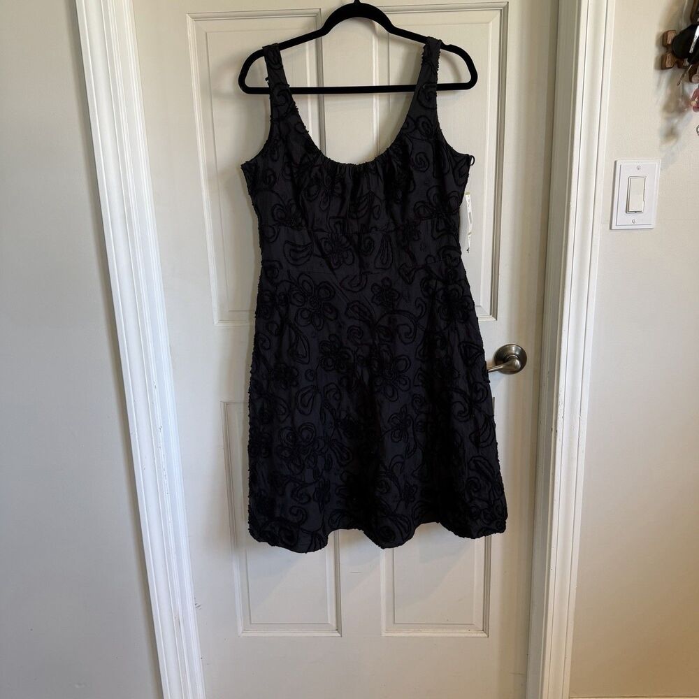 Evan-Picone Women’s Size 14 Black Scoop Neck A-Line Floral Embroidered Dress - Picture 2 of 12